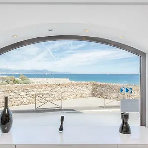 Appartement 4 Personnes Vue Remparts, Antibes